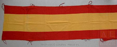 Bandera nacional española que se conserva en el Centro Documental de la Memoria Histórica
