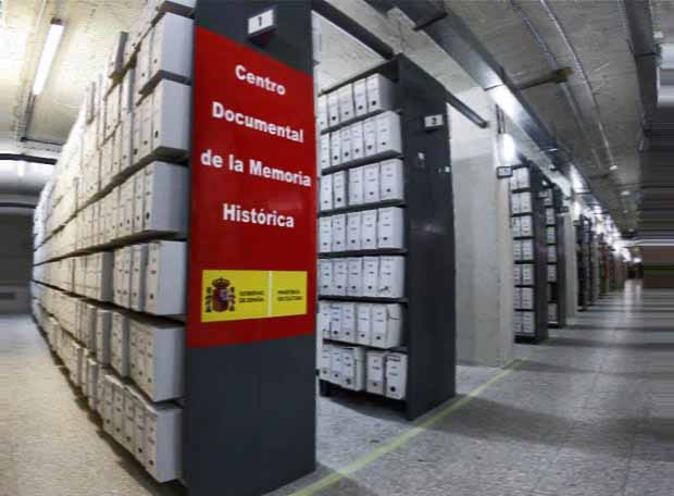 Imágen del interior del Archivo del Centro Documental de la Memoria Histórica